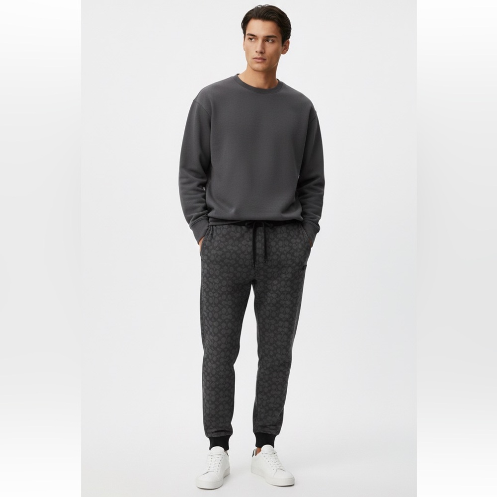 COACH Essential Signature Jogger Black and Grey Size Small Luxury Minimalist - Picture 3 of 16